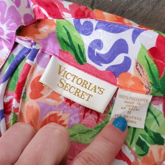 Vintage Victorias Secret Gold Label Floral Chemise - Picture 3 of 6